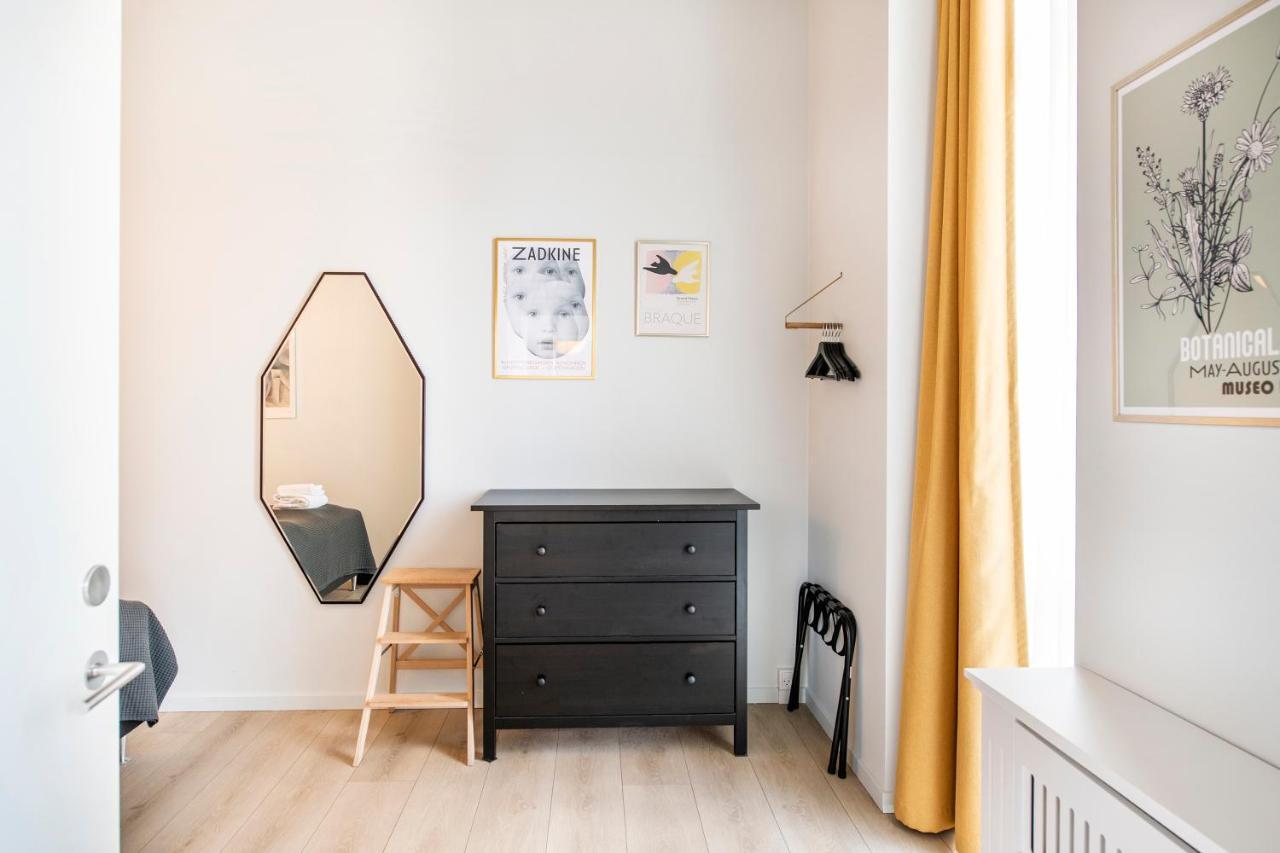 Two-Bedroom Apartment (F),1205404720:JPEG