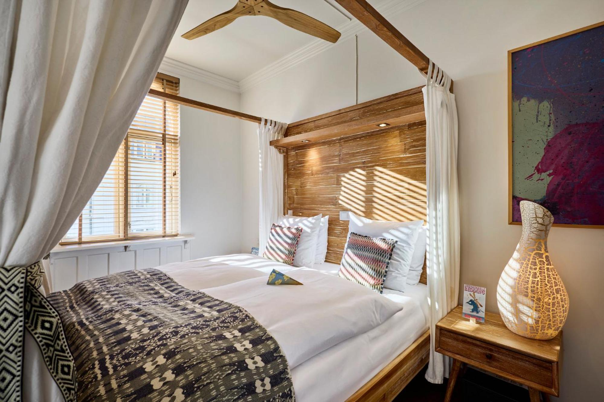 Double Room,1672561643:JPEG