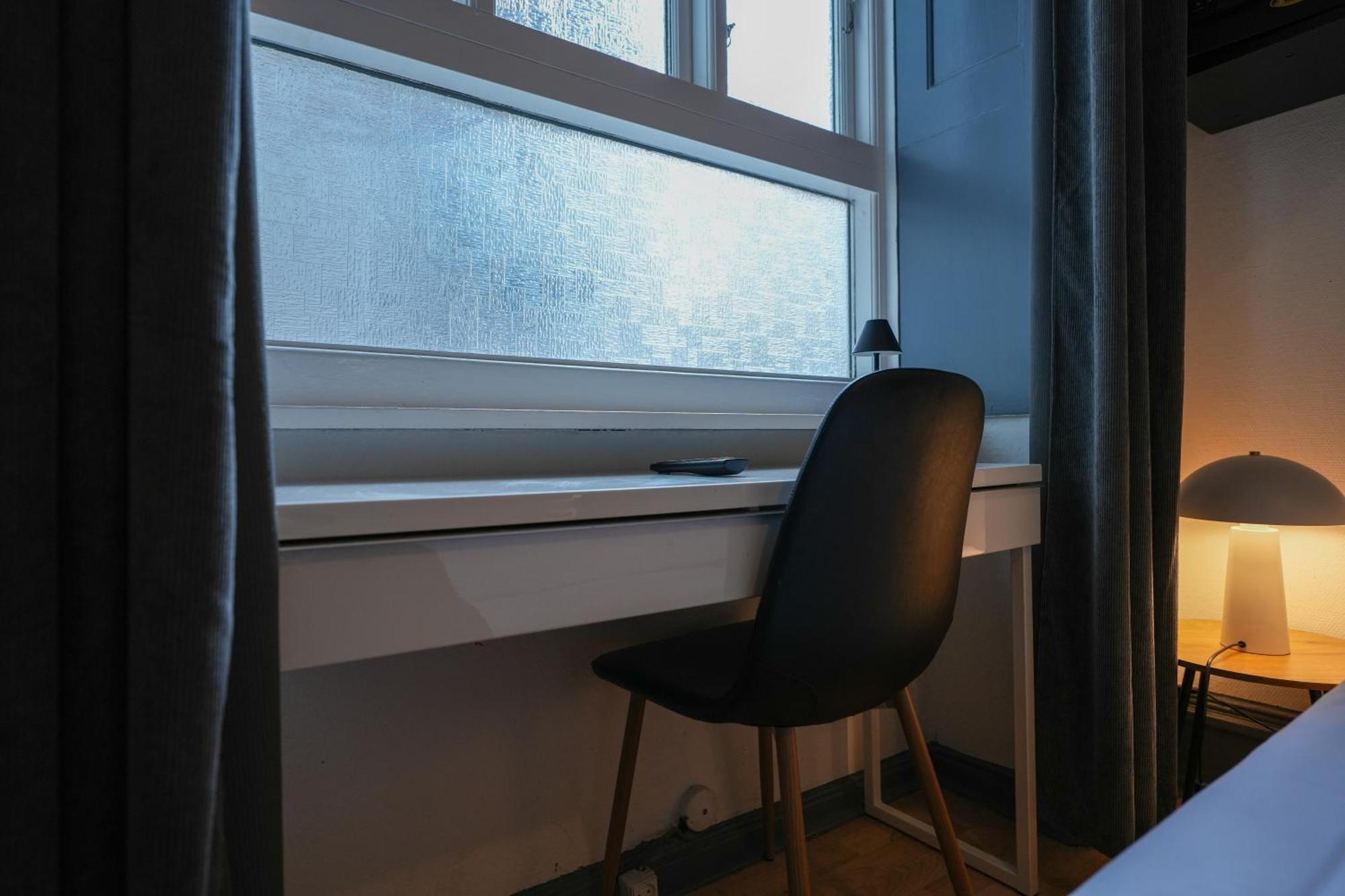 Standard Double Room,1742568929:JPEG