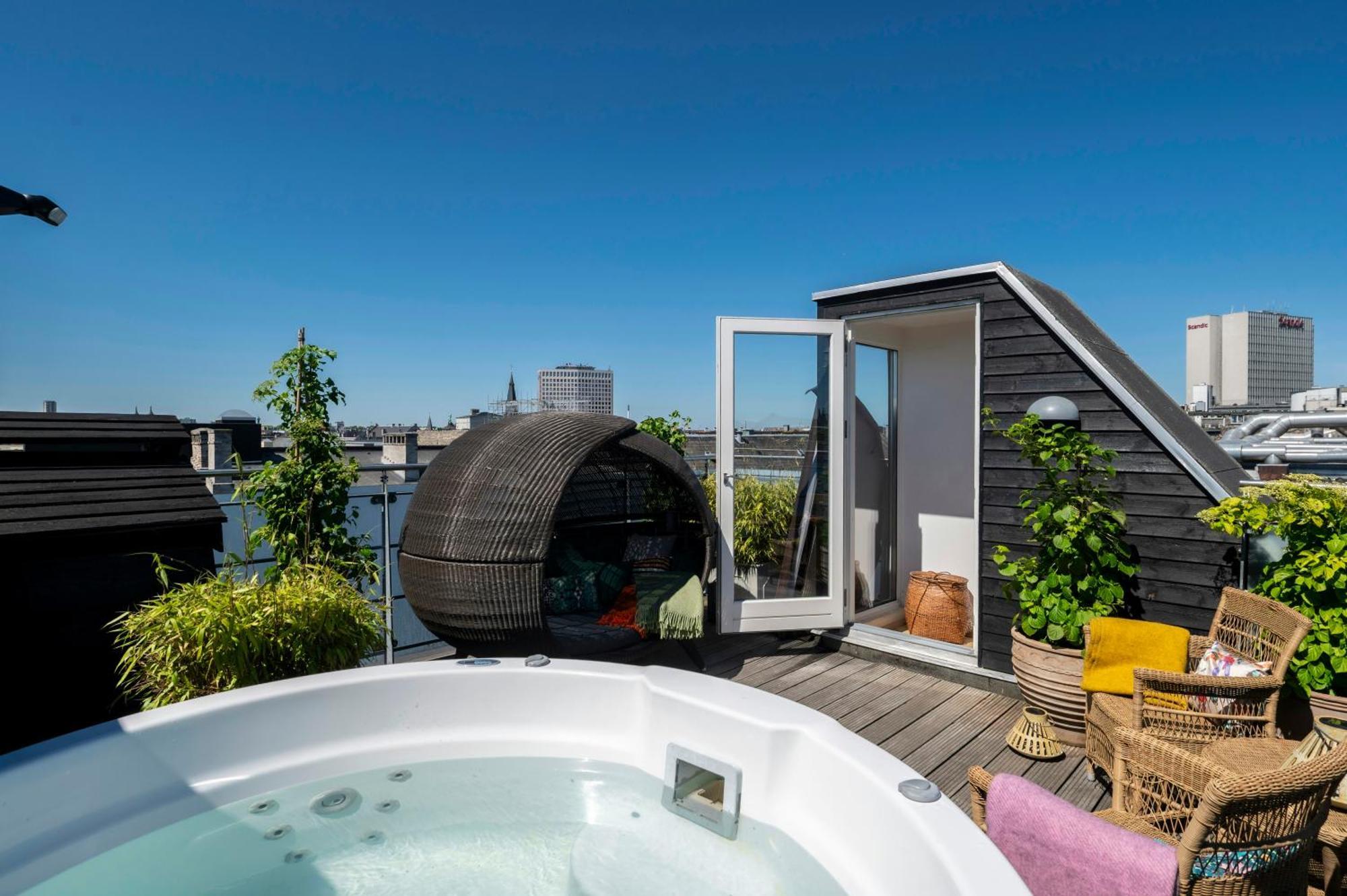 Penthouse Suite