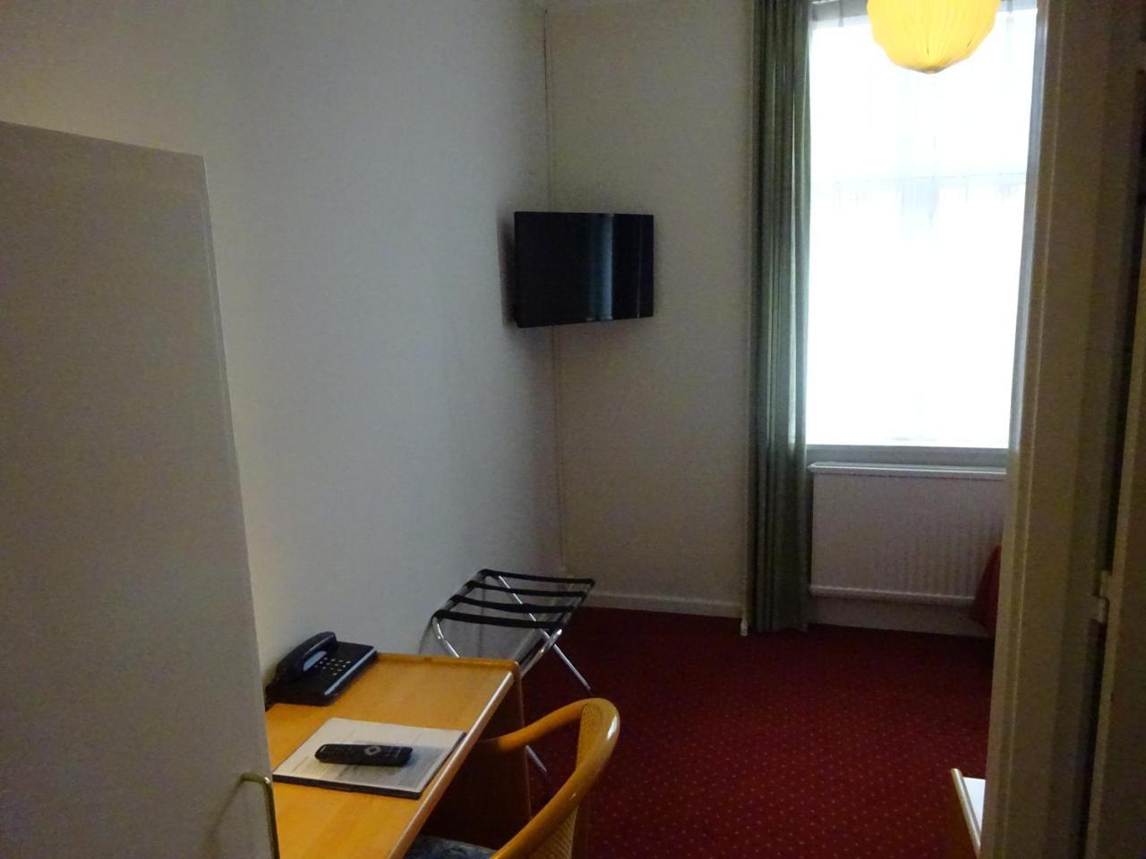 Single Room with Private Bathroom