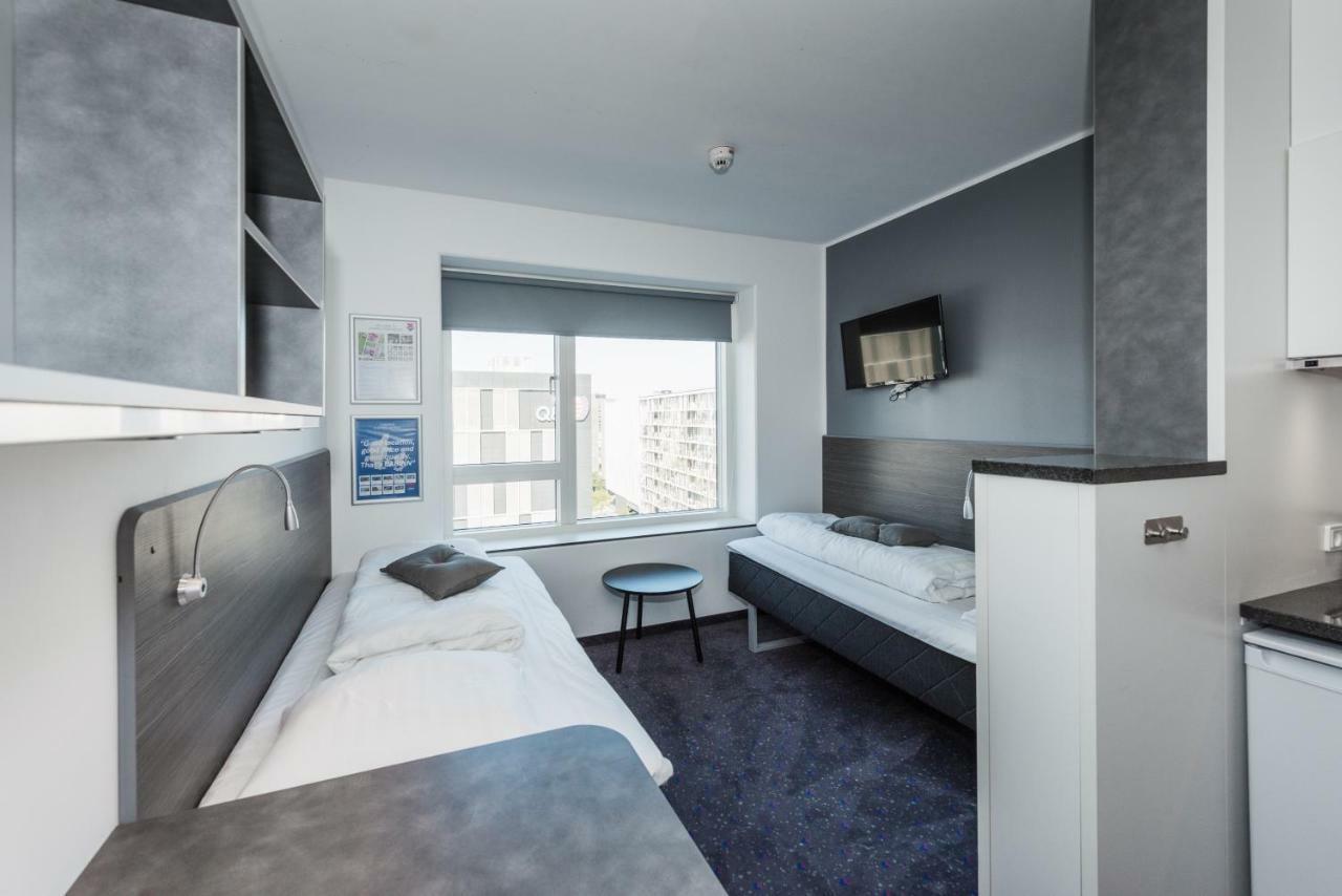 Twin Bed Apartment