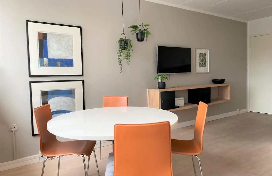 Sanders Platan - Petite One-Bedroom Apartment In Amazing Frederiksberg-1