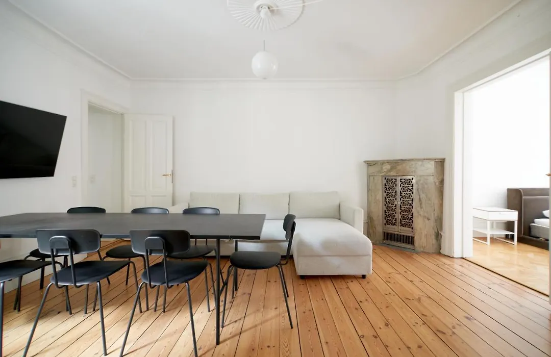 Xl Flat W 3 Bedrooms By Kings Garden In Cph City-1