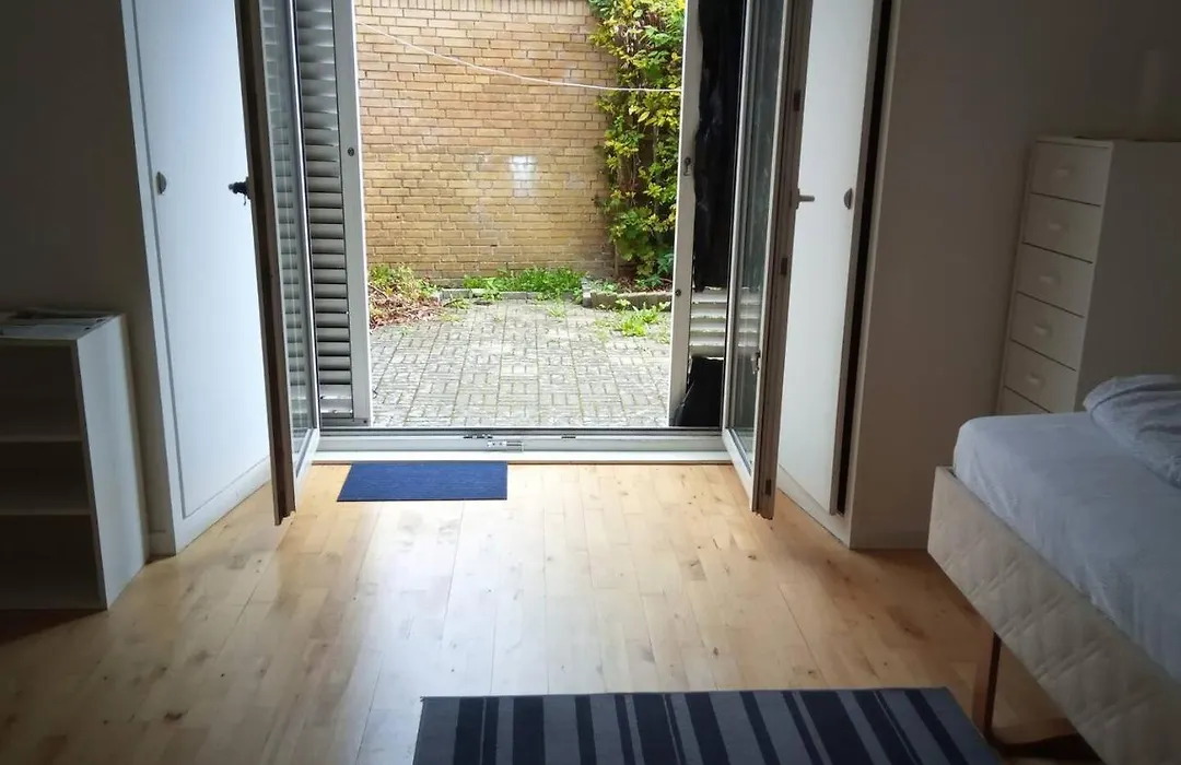 Big Cozy Room With Garden View-1