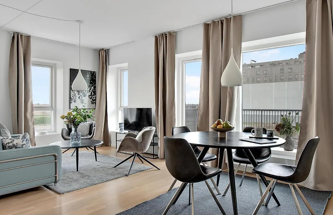 Sanders Arena - Precious One-Bedroom Apartment Close To Metro Station-1