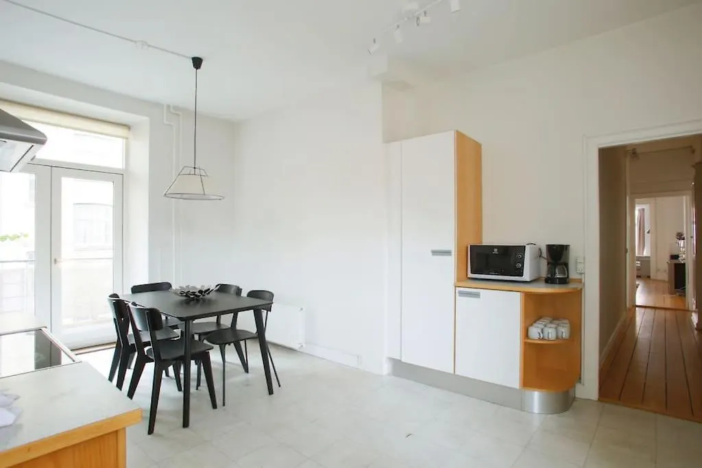 Large & Bright 3Br Apartment W Whirlpool Near Metro-1