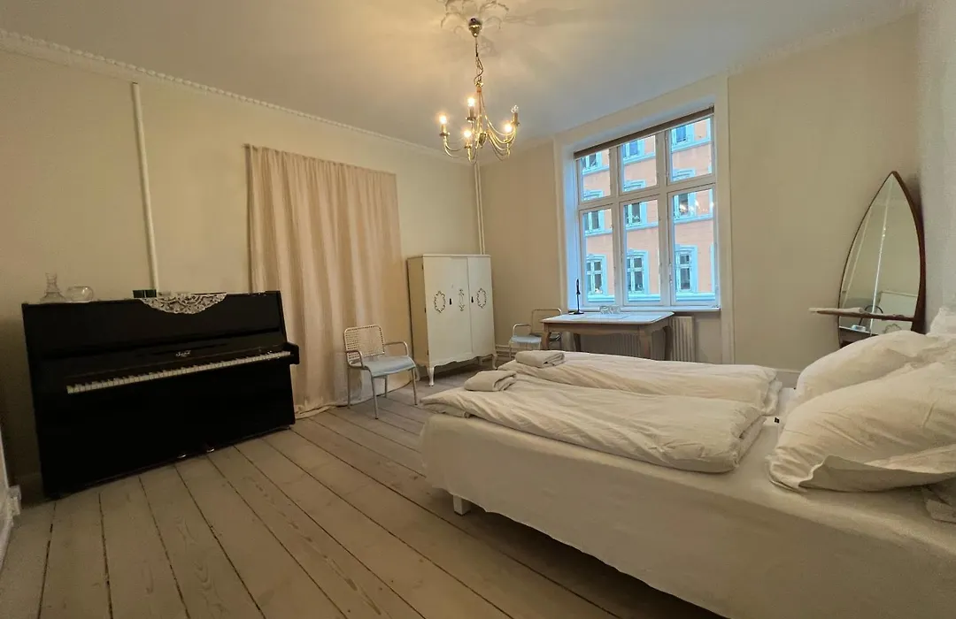 Outhentic Apartment-1