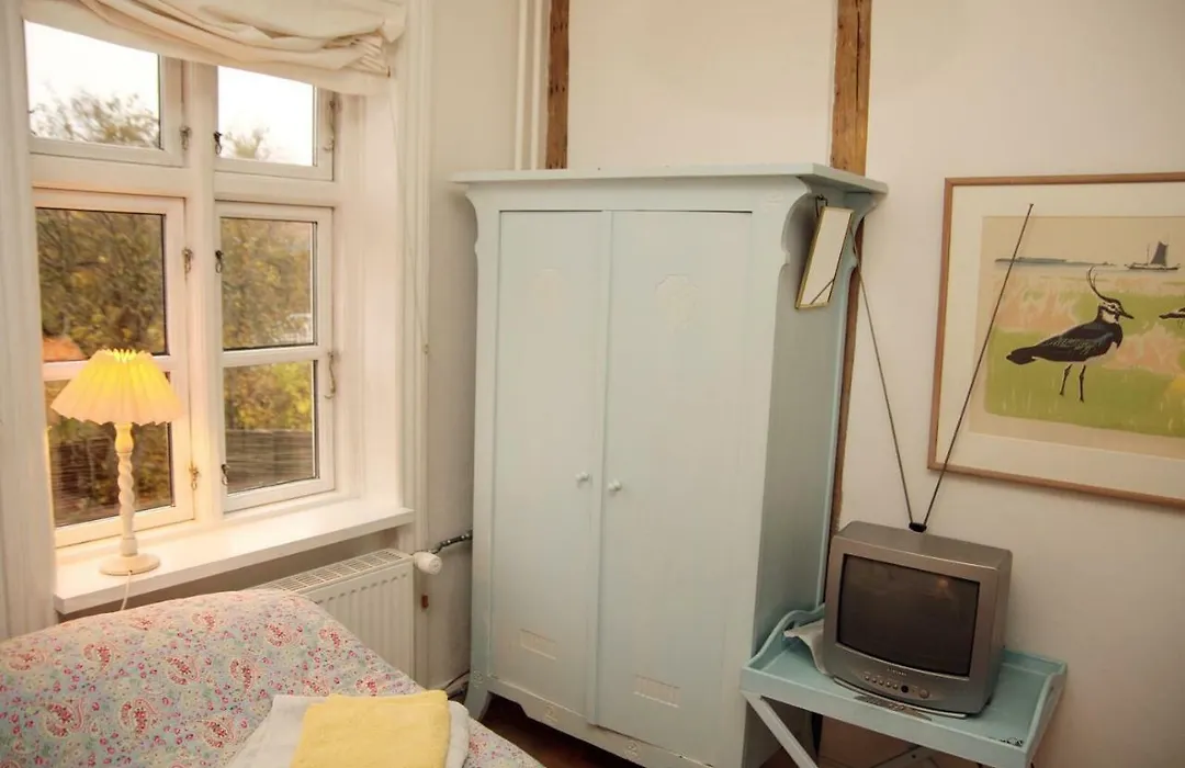 Willes B&B-1