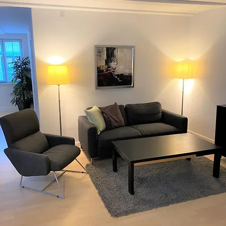 Charming Apartment In Historic City Center-2