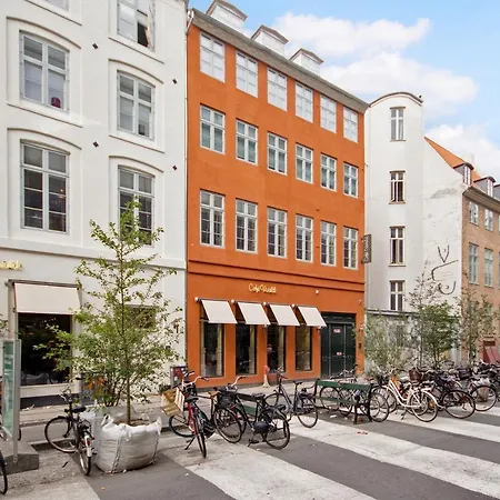Regent 7 - Large 3 Bdr Apt With Balcony In City Centre-3