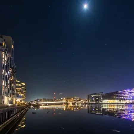 Exclusive Waterfront Apartment - 12Th Floor-3