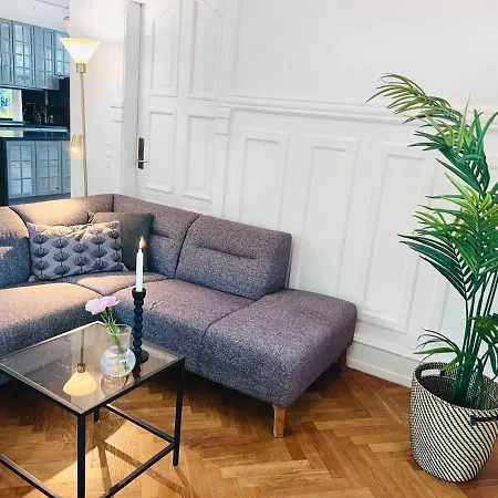 Villa Apartment Near City Centre-2