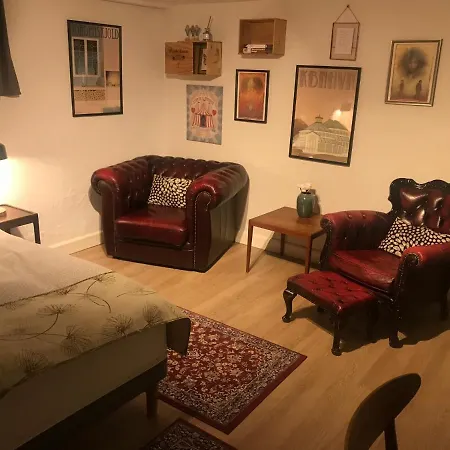 Comfortable Large Room King S Bed Near Cph Centre-2