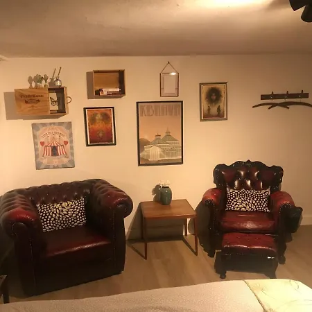 Comfortable Large Room King S Bed Near Cph Centre-3