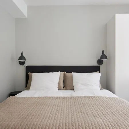 2Br In Vibrant & Colourful Nyhavn Copenhagen City-3