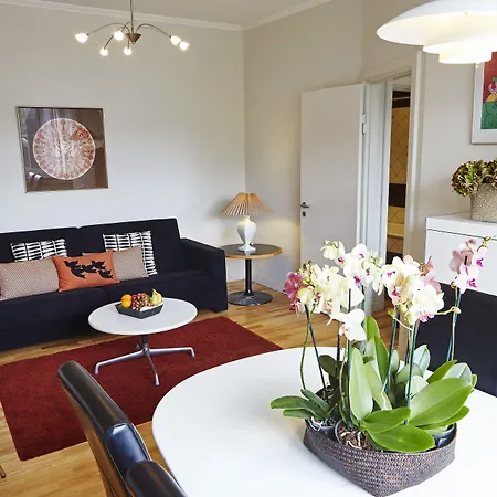 Ascot Apartments-3