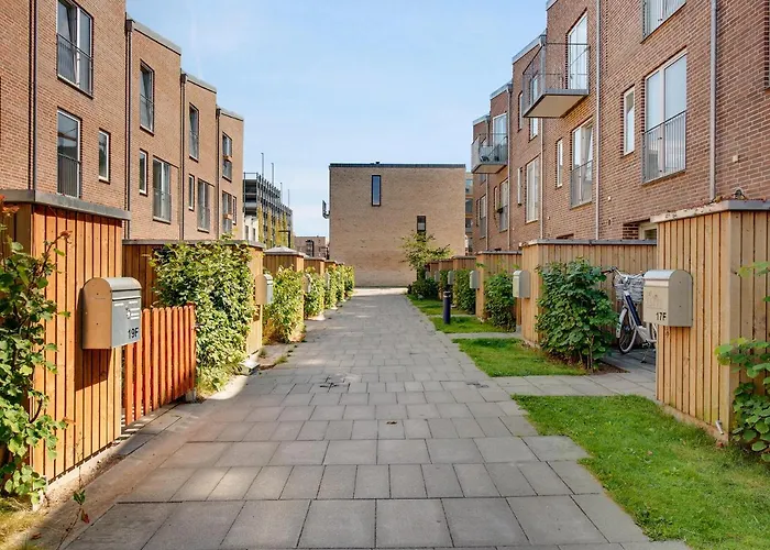 Sanders Field'S - Chic Three-Bedroom Apartment Townhouse With Private Terrace Copenhague
