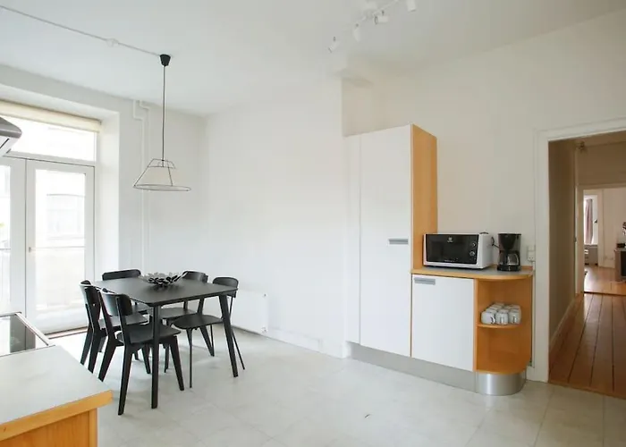Large & Bright 3Br Apartment W Whirlpool Near Metro Copenhague